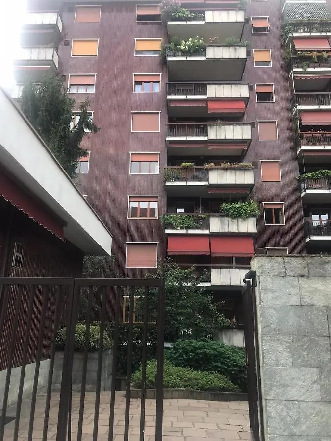 Best Way Rent - Apartments Near Tre Torri District Milan Italy